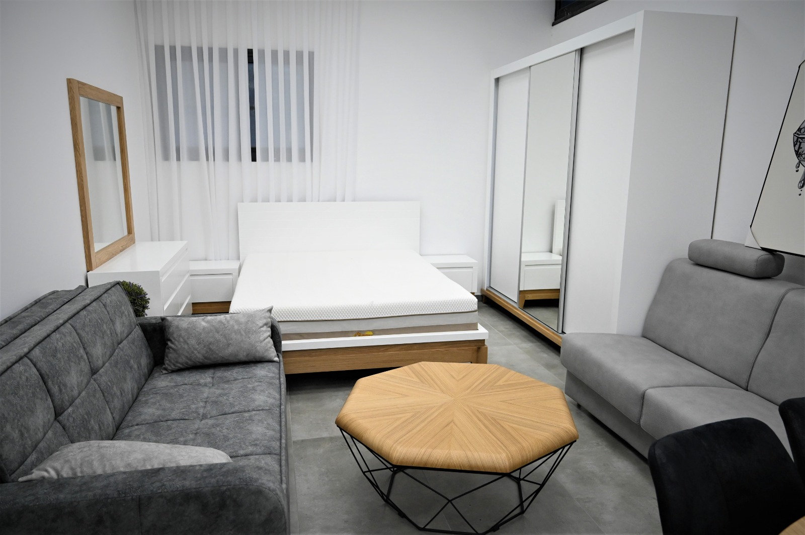 WhatsApp Image 2023-03-02 at 9.01.55 PM.jpeg